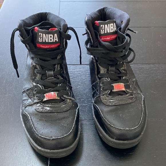 Vintage NBA Brand Mens Basketball Shoes. Size 8 - Picture 1 of 13
